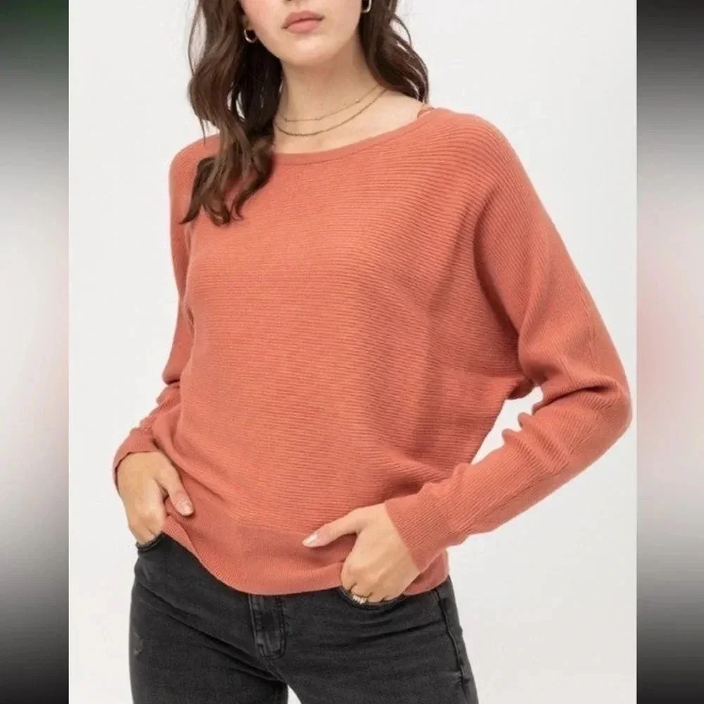 Love Tree | Boutique | Dolman Sleeve Sweater - Size Medium